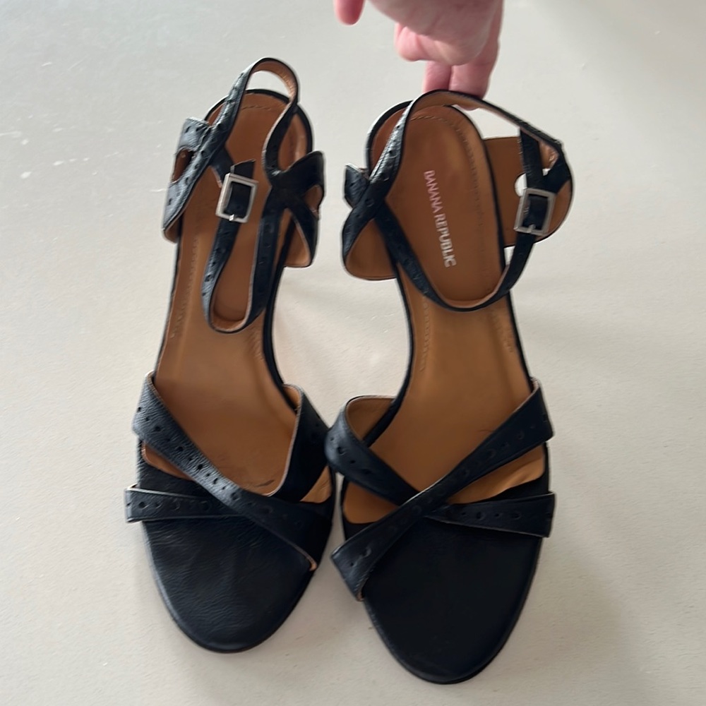 Banana Republic Heels Size 7